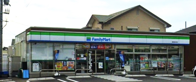コンビニ　ファミリーマート　御前崎中町店（コンビニ）まで437m
