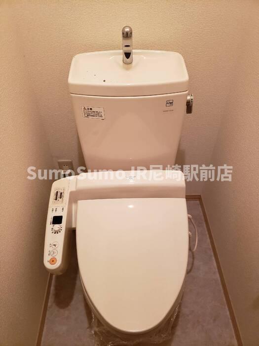 トイレ　ゆったりとした空間のトイレです