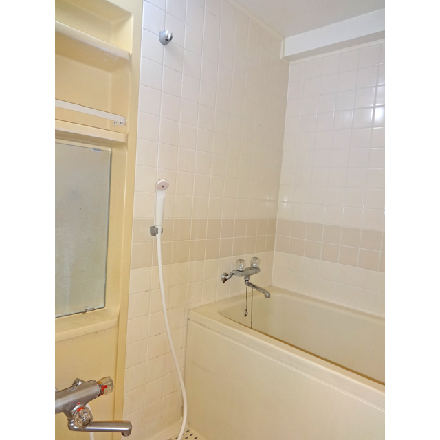 バス・シャワールーム　バス