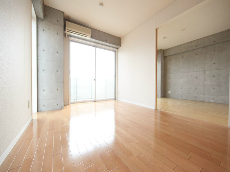 バルコニー　ＬＤＫ11.5帖　洋室6.3帖とつなげても仕切っても使えます