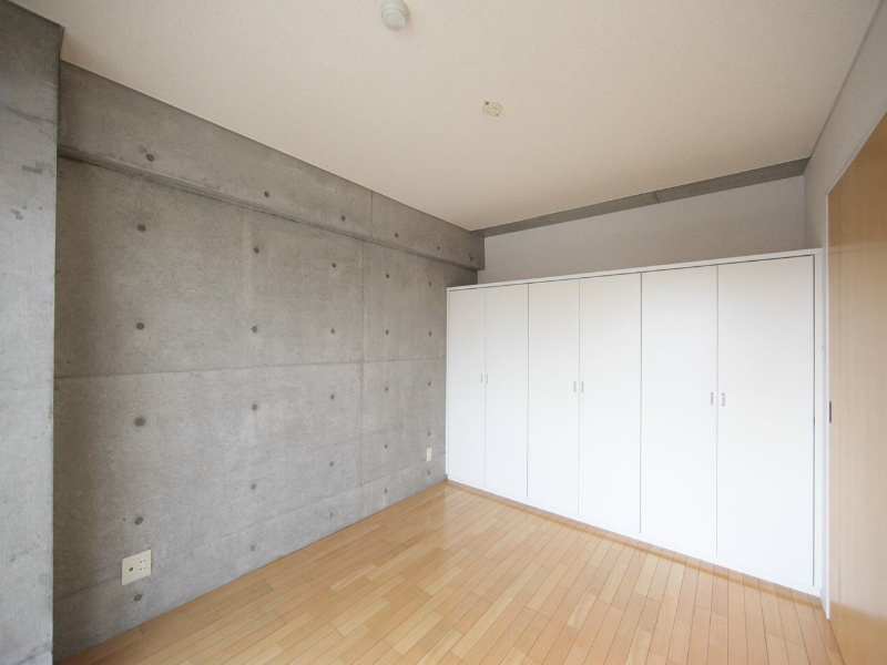その他　洋室6.3帖　クローゼット付（収納充実してます）