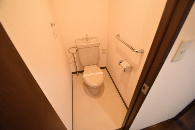 トイレ　トイレもきれいです