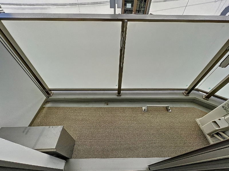 バルコニー　別部屋