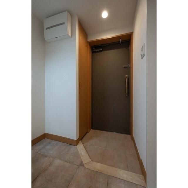 玄関　シンプルで使いやすい玄関です