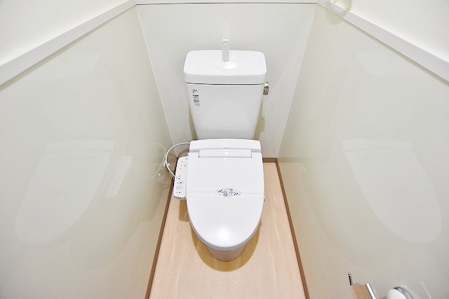 トイレ　★温水洗浄便座付トイレ★