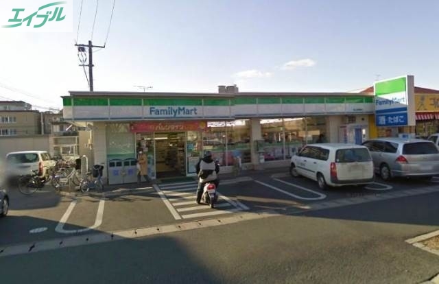 コンビニ　ファミリーマート岡山国富店（コンビニ）まで762m