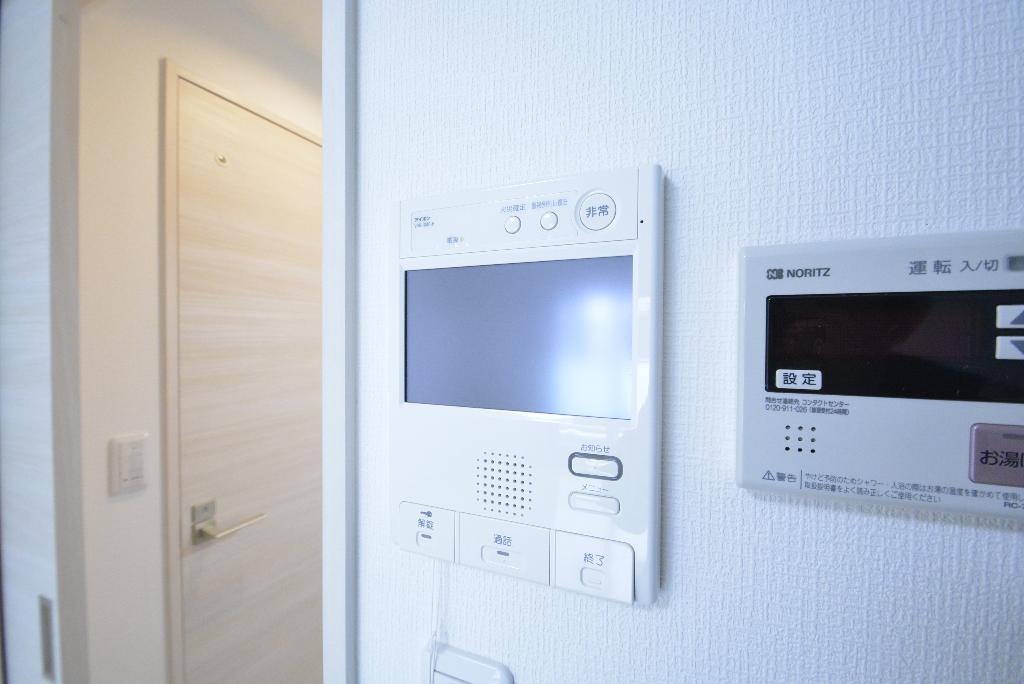 セキュリティ　カメラ付インターホン