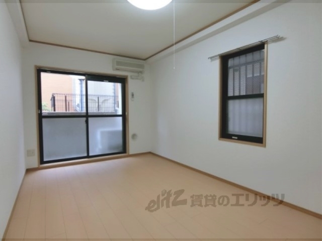 居室・リビング　洋室