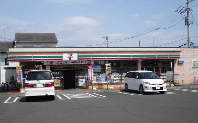 コンビニ　セブンイレブン若林3丁目店（コンビニ）まで550m