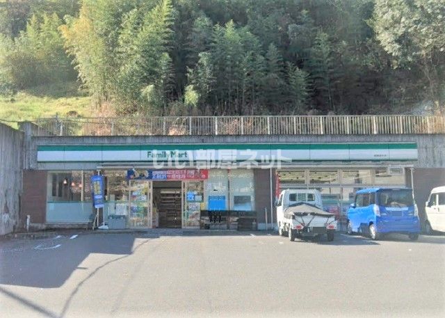 コンビニ　ファミリーマート 箱根湯本店（コンビニ）まで1453m
