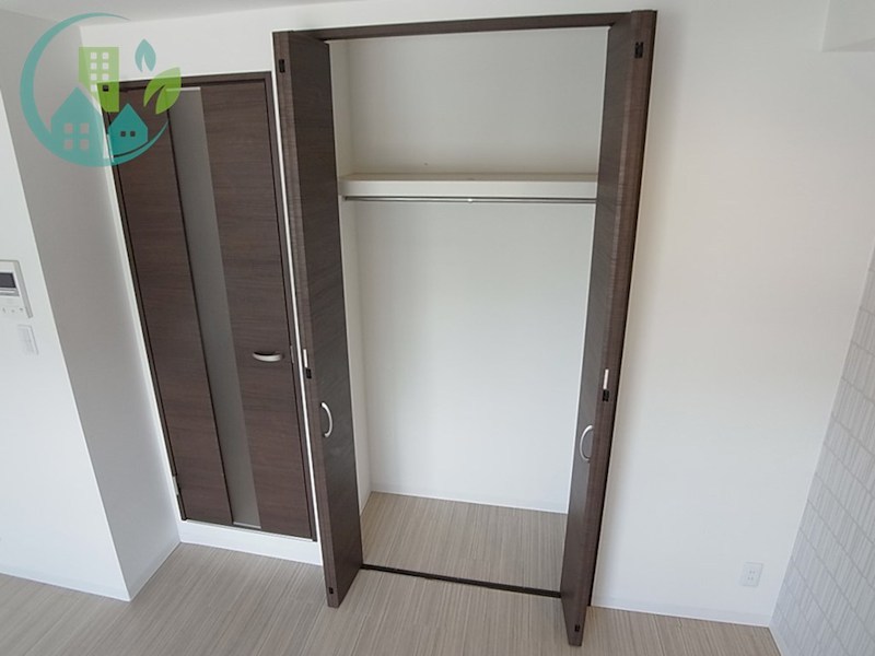 収納　ブリランテ住吉(ネット無料物件)