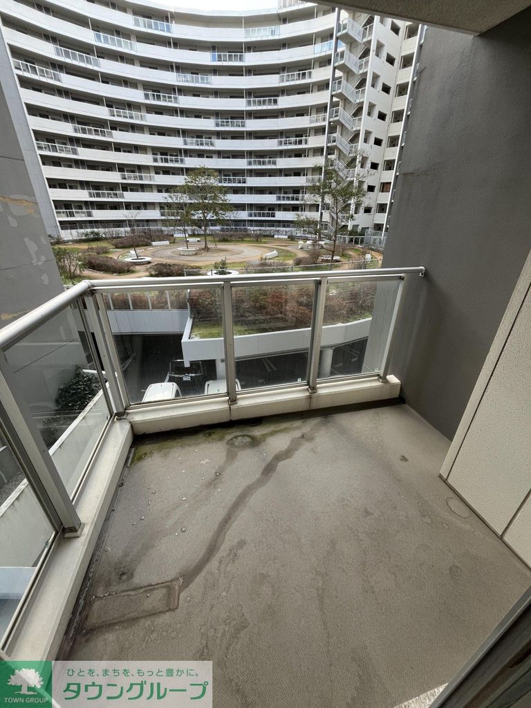 バルコニー　バルコニー