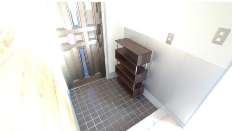 玄関　図面と現状に相違がある場合には現状を優先