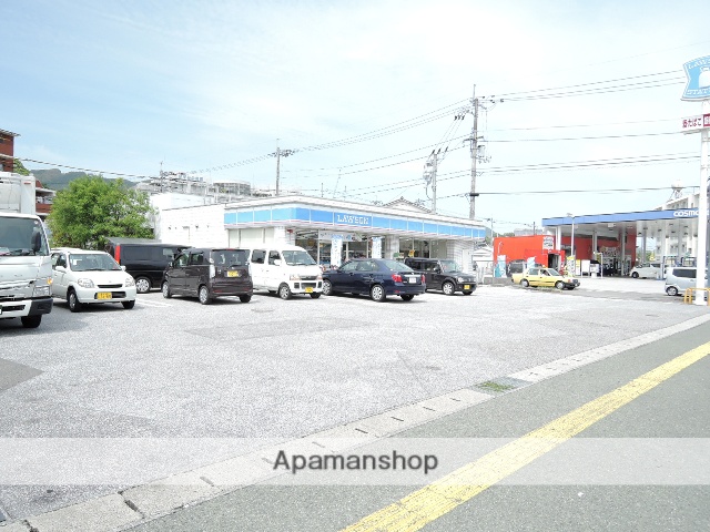 コンビニ　ローソン高知薊野店（コンビニ）まで257m