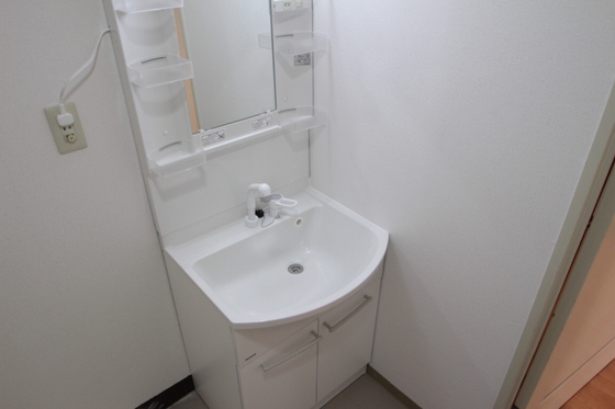 洗面設備　※別部屋の写真です