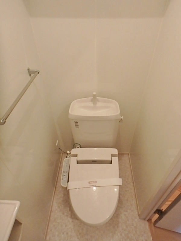 トイレ　図面と現状に相違がある場合には現状を優先