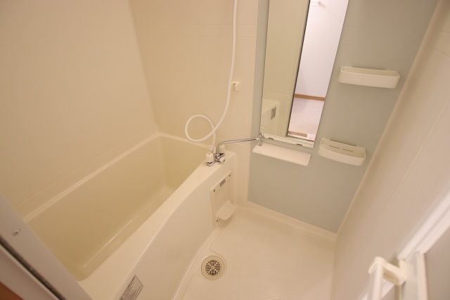 バス・シャワールーム　※別室の参考写真の為、現況優先です。