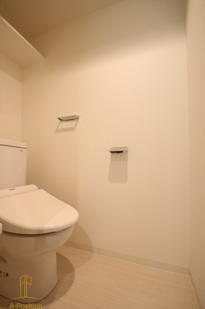 トイレ　レオンコンフォート本町