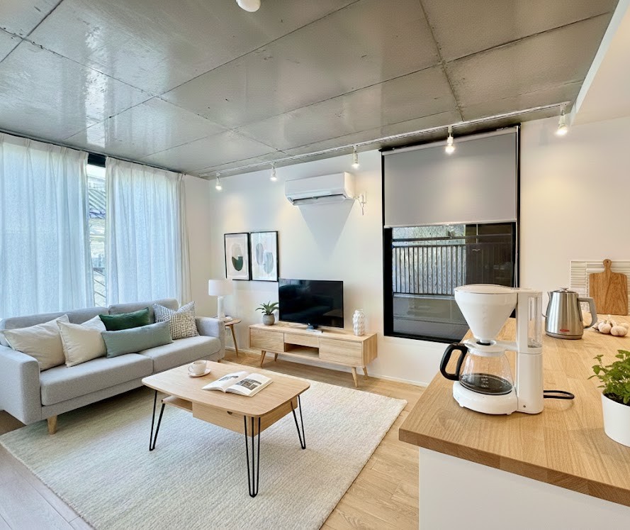 エントランス　CG作成の為、家具は付帯いたしません。※201の写真を使用