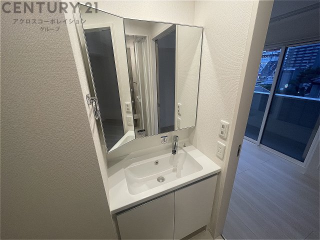 洗面設備　洗髪洗面化粧台付き♪