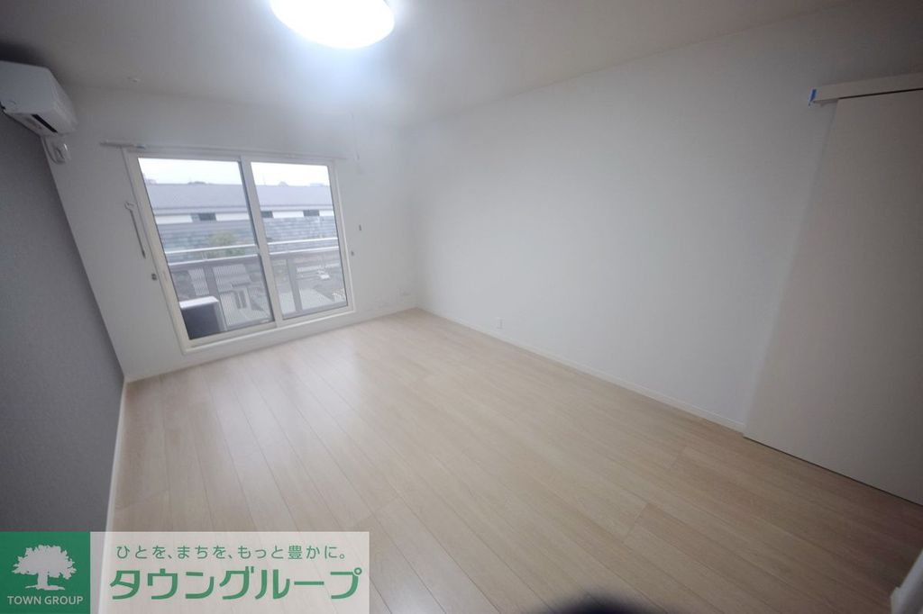 居室・リビング　★２階の洋室★