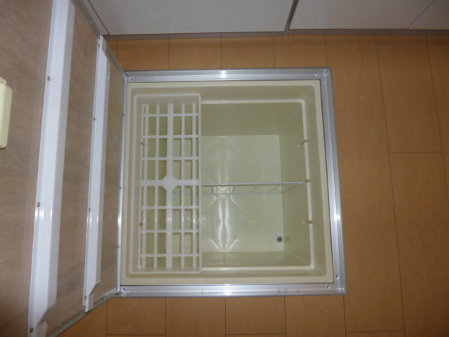 その他設備　床下収納庫です。