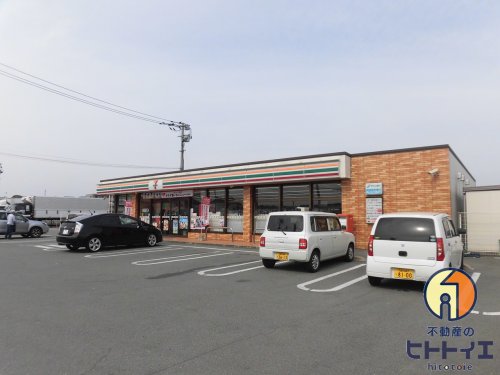 コンビニ　セブンイレブン 八女吉田店（コンビニ）まで405m