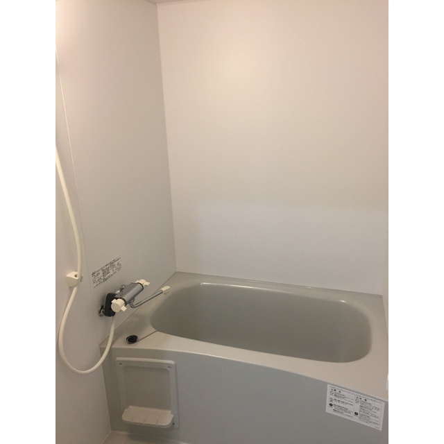 バス・シャワールーム　落ち着いた雰囲気になってます☆