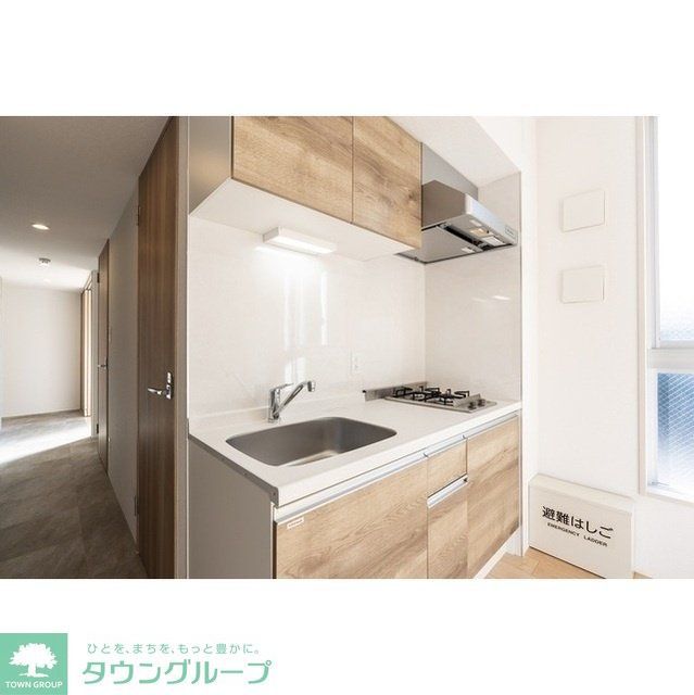 キッチン　※同タイプ別室参考写真※