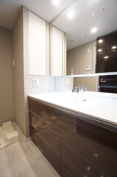 洗面設備　パウダールーム