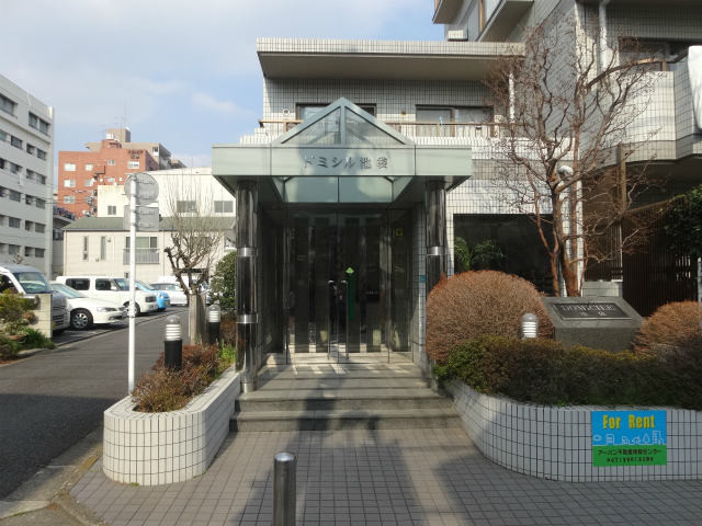 エントランス　オートロック完備