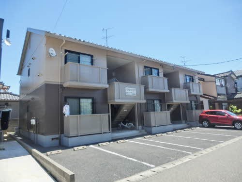 建物外観　閑静な住宅街にあります