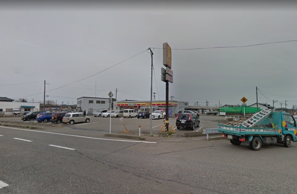 コンビニ　デイリーヤマザキ 新潟大島店（コンビニ）まで773m