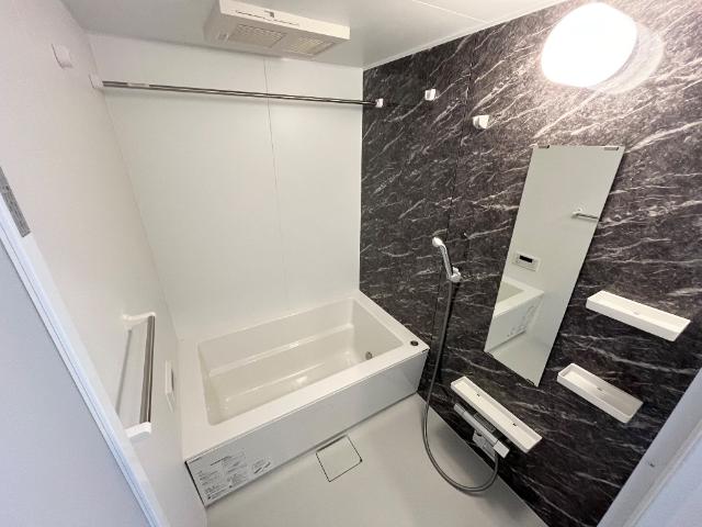 バス・シャワールーム　バス（イメージ）