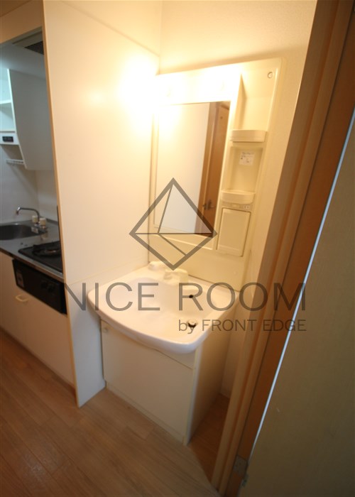 洗面設備　フィレンツェ四天王寺　独立洗面台