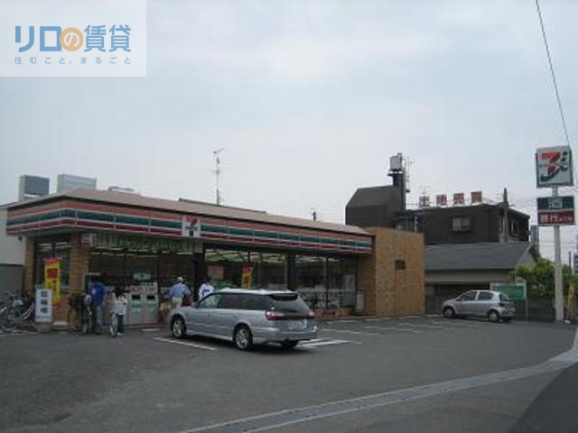 コンビニ　セブンイレブン伊丹南鈴原2丁目店（コンビニ）まで400m