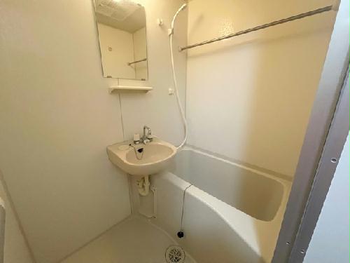 バス・シャワールーム　設備・仕様は号室により異なる為、現況を優先いたします。