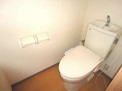 トイレ　シャワー付トイレ
