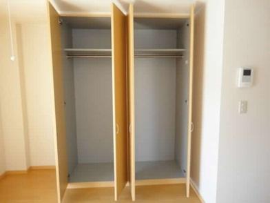 収納　クローゼット