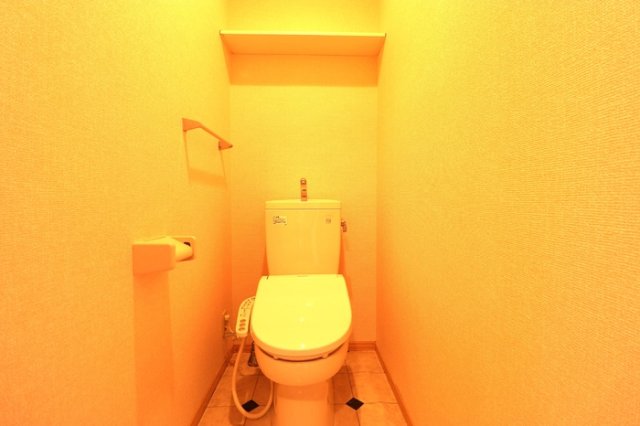 トイレ　コンパクトで使いやすいトイレです