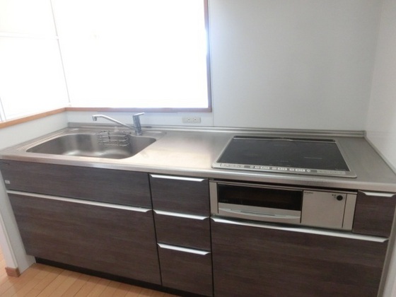 キッチン　※別の部屋の写真です