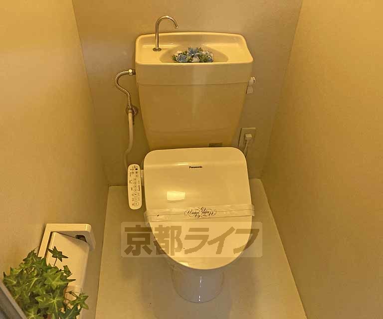 トイレ　ウォシュレト付きトイレです・
