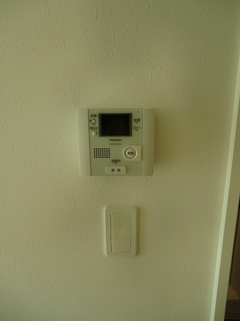 セキュリティ　モニタ付インターホン　※別号室参考写真