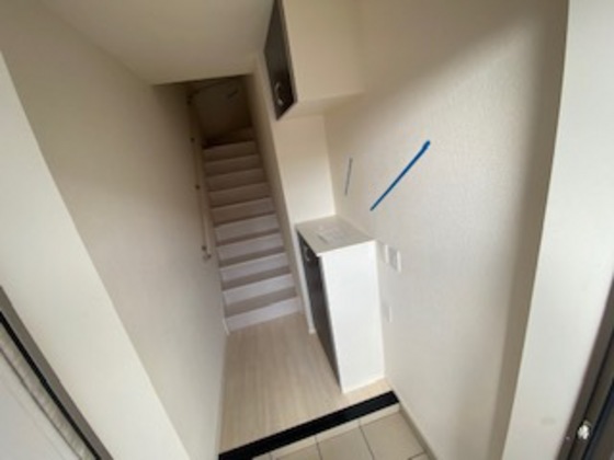 玄関　※別部屋の写真です