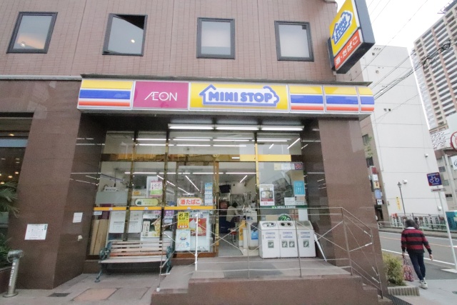コンビニ　ミニストップ　錦橋店（コンビニ）まで100m