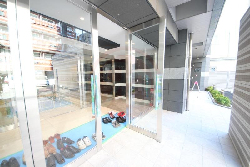 エントランス　建物の内部です