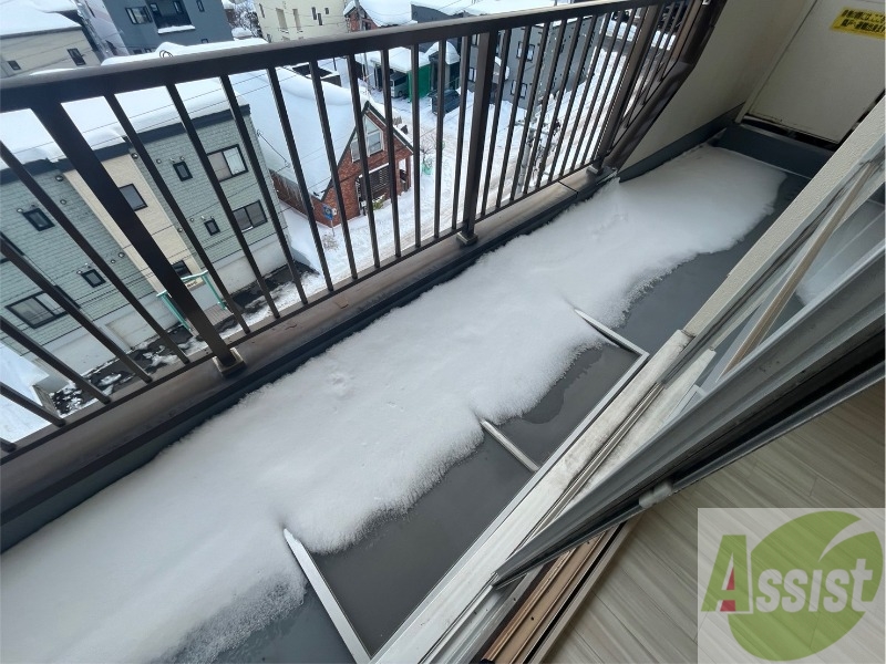 バルコニー　バルコニーが付いていますので一息ついてみてはいかがですか。