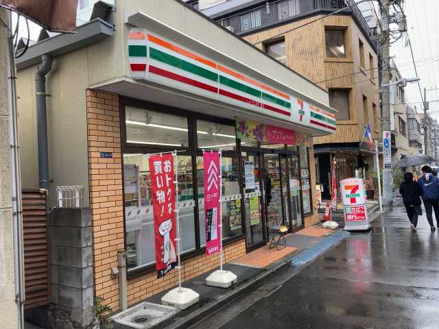 コンビニ　セブン－イレブン浅草橋駅西口店（コンビニ）まで175m