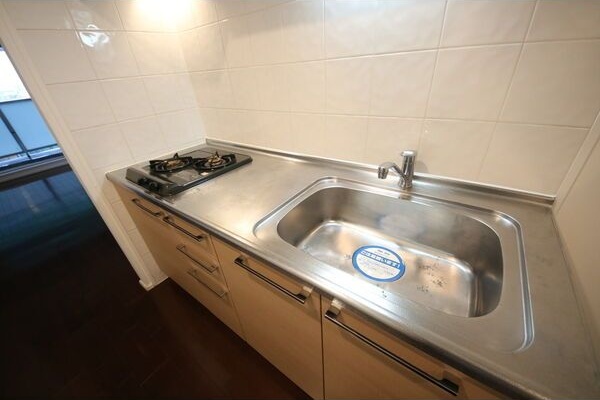 キッチン　くじらのゼロ賃貸は＼仲介手数料0円×初期費用最安×全国対応／