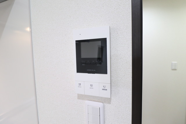 セキュリティ　モニター付インターホン